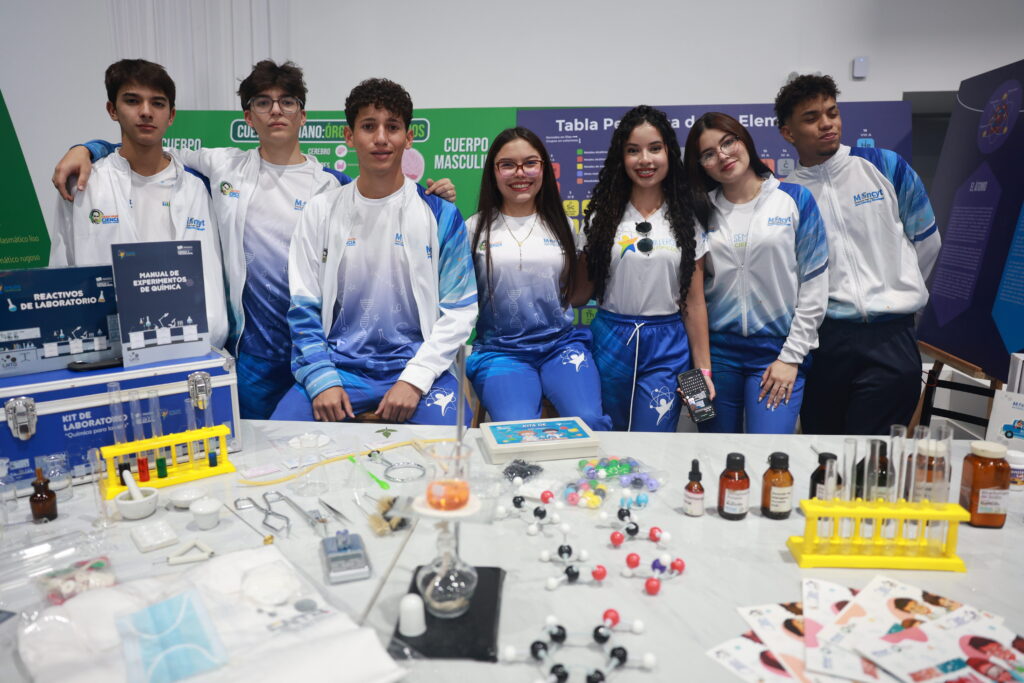 Semilleros Científicos, un millón