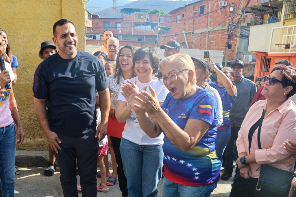 Desde la comuna Montesano Victorioso, nuevo Infocentro, Gabriela Jiménez, José Alejandro Terán